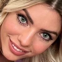 Adrianna Eves Naakt