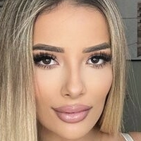 Aída Tomorrow Naakt