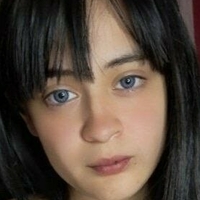 Akira Isabella Naakt
