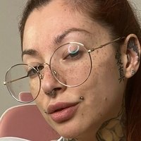 Alerose Suicide Naakt