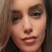 Alex Ann Lavigne Naakt