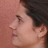 Alison Oliver Naakt