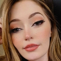 Alli Flanagan Naakt