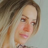 Alma Castillo Naakt