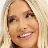 Alyssa Hyde Naakt