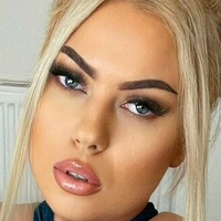 Amirah Leia Naakt