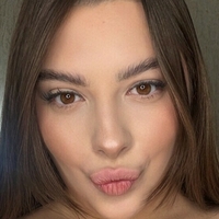 Anastasia Ostrowska Naakt