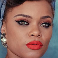 Andra Day Naakt