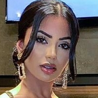 Aneeqa Farid Naakt