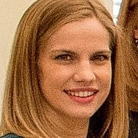 Anna Chlumsky Naakt