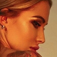 Anna Fox Naakt