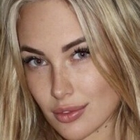 Anna Lore-Dana Bron Naakt