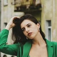 Annastezia Naakt