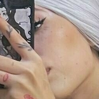 anonkitttyyy Naakt