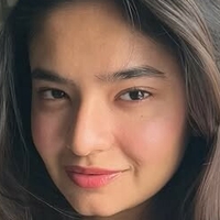 Anushka Sen Naakt