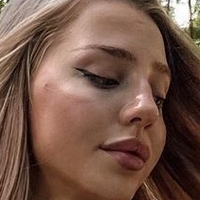 Anya Hryshchenko Naakt