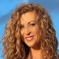 April_Anne Naakt
