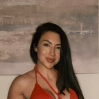 April Nicol Naakt