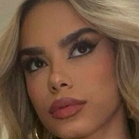 Arianamovati Naakt
