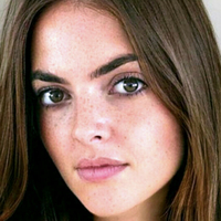 Aurelie Naakt