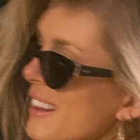 Bella White Naakt