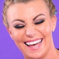 Billi Mucklow Naakt
