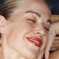 Bratty Cosgrove Naakt