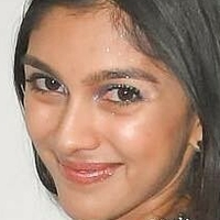 Brenna Marie Narayan Naakt