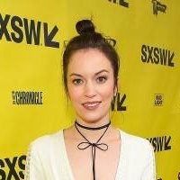 Britt Lower Naakt