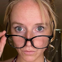 CallieJames Naakt
