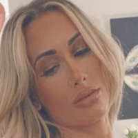 Carmella Naakt