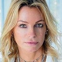 Caroline Neron Naakt