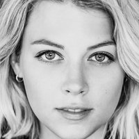 Catherine St-Laurent Naakt
