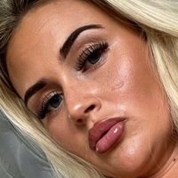 Charlotte Bumby Naakt
