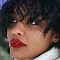 China Anne McClain Naakt