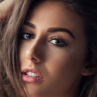 Chloe Veitch Naakt