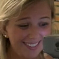 Courtney Knill Naakt