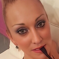 Daniela Evans Naakt