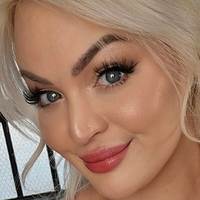 danielledenicolatv Naakt
