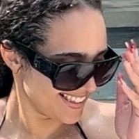Demetria Obilor Naakt