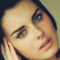 Diana Georgie Naakt