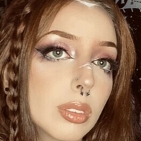 Djinnia Naakt