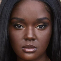 Duckie Thot Naakt