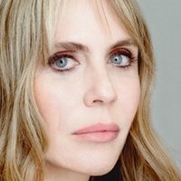 Elizabeth Kemp Naakt