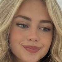 Ellie Rosinkranz Naakt