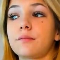 emmeralda Naakt