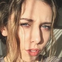 Erin Mae Naakt