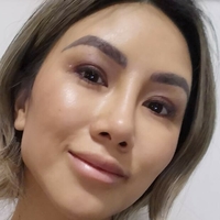 Florence Yi Naakt