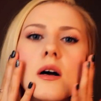 Gentle Whispering ASMR Naakt