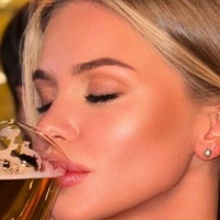 Gubernatar Natalie Gubner Naakt